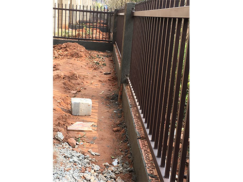 長沙正云金屬制品有限公司,長沙自動創(chuàng)新型鋅鋼護欄生產